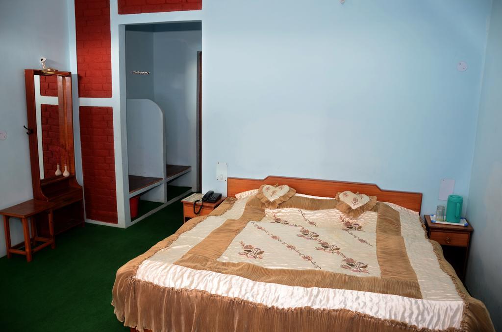 Kalawati Retreat Eco Village Resort Раникет Екстериор снимка
