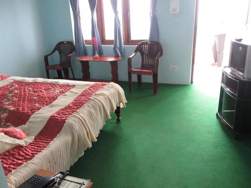 Kalawati Retreat Eco Village Resort Раникет Екстериор снимка